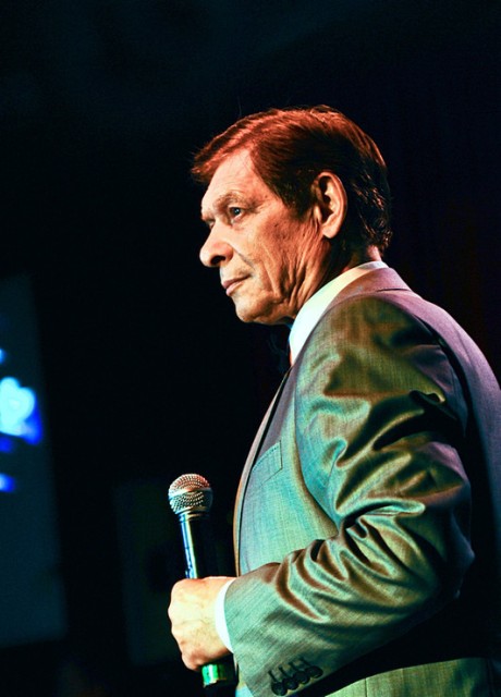 Edouard Khil
